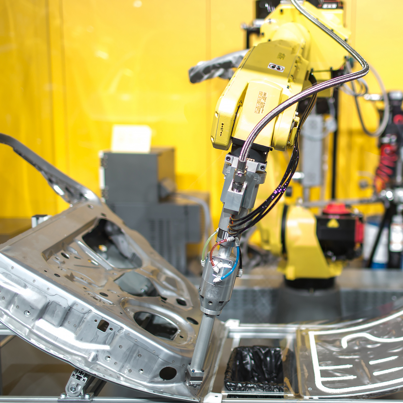 FANUC suministra 3.500 robots al grupo automotriz BMW AG con sede en Munich