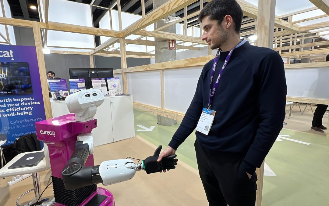 Eurecat ensaya un robot asistencial capaz de mantener una conversación, ofrecer asistencia personalizada y guiar una rutina de ejercicios