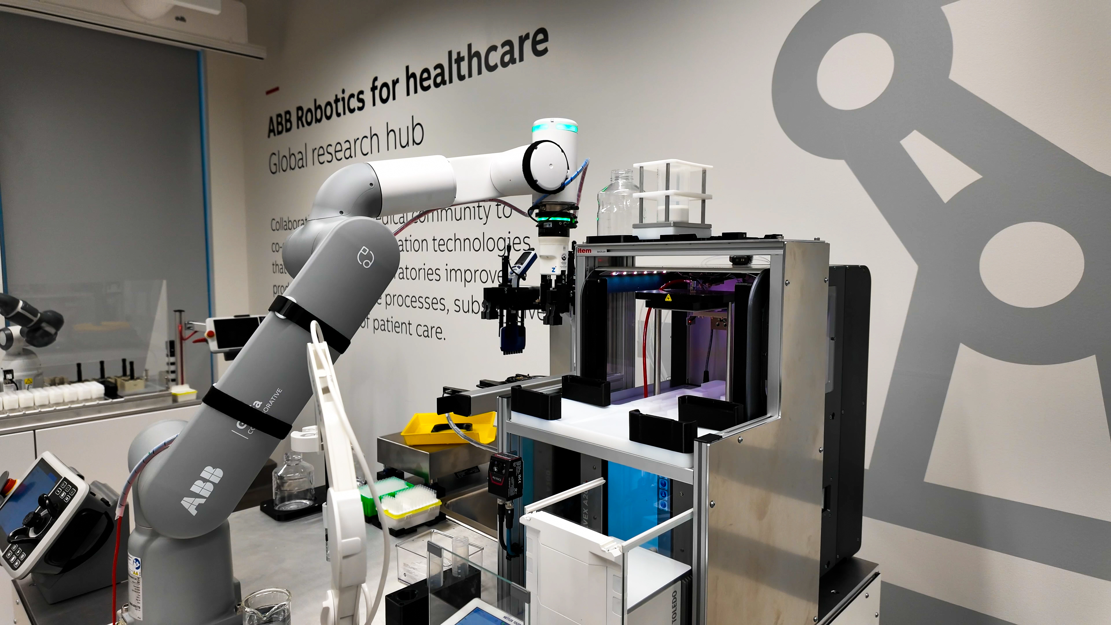 ABB Robotics y Mettler-Toledo International Inc. unen sus fuerzas para acelerar la adopción global de la automatización flexible de laboratorios