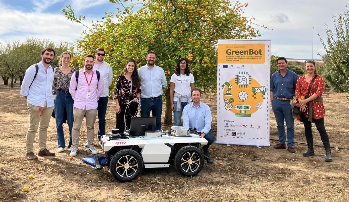 Greenbot, el robot agrícola capaz de localizar y eliminar malas hierbas, toma forma en la ETSIA