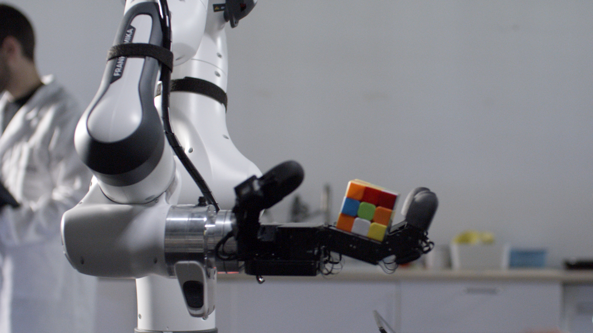 Chips para sectores clave, la inteligencia artificial, la fermentación de precisión e innovaciones para proteger el capital natural, tendencias tecnológicas para 2025