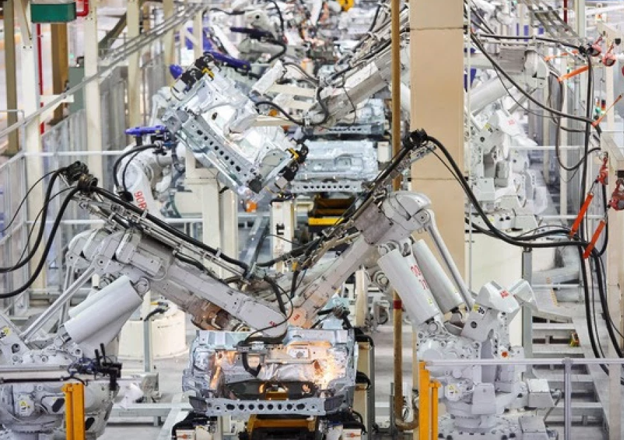 IFR señala 5 tendencias en la industria robótica durante 2025