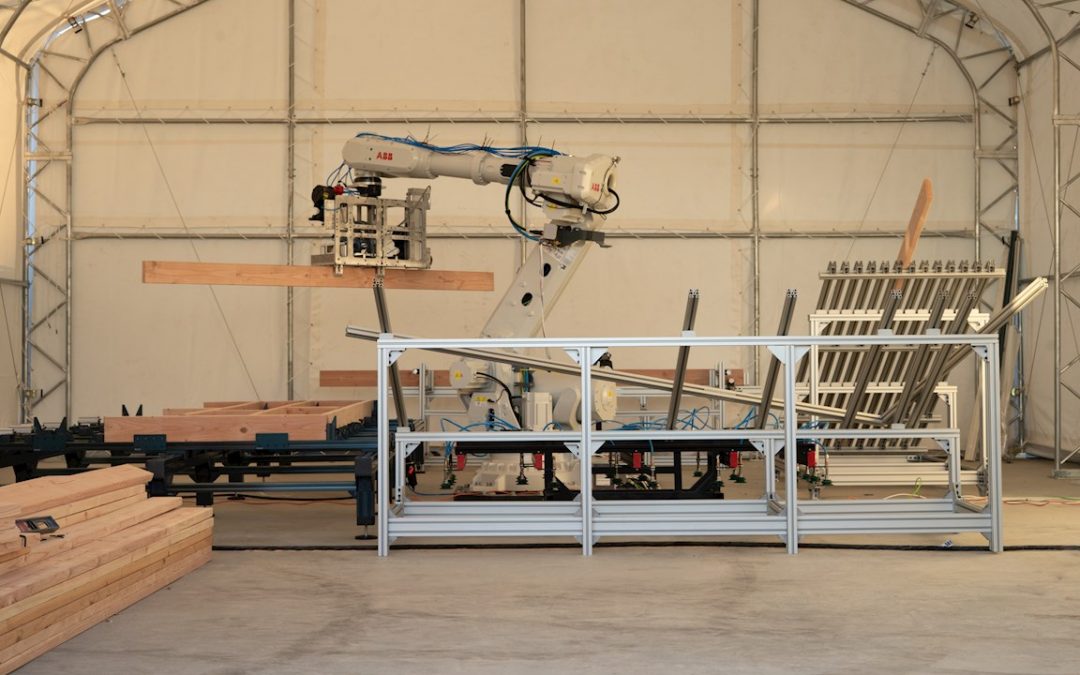 ABB y Cosmic utilizan robots con IA para reconstruir viviendas en la zona de Los Ángeles