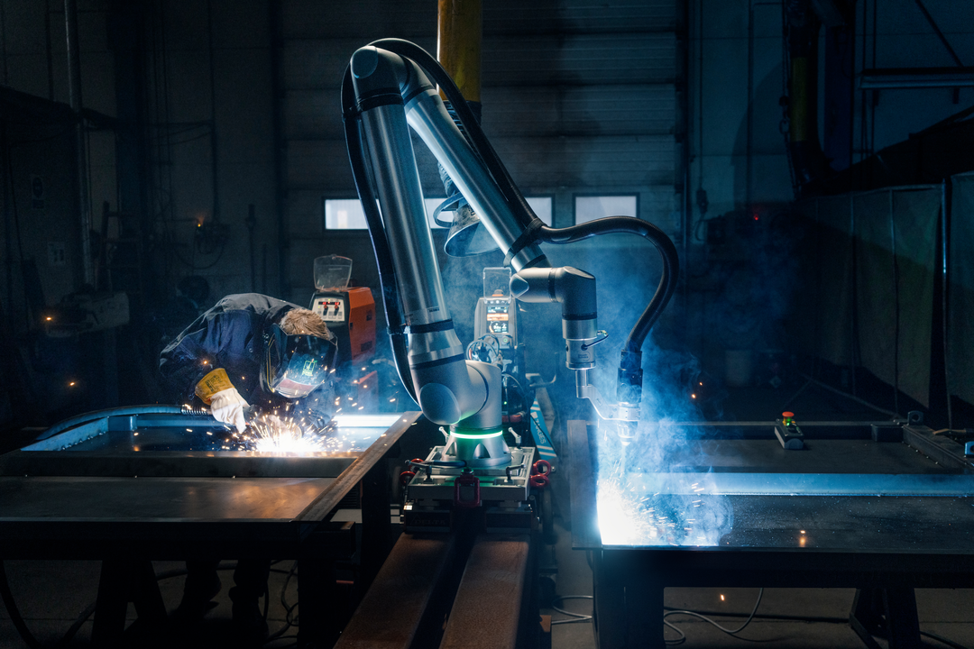 UR8 Long, el nuevo cobot de Universal Robots para las tareas de automatización más exigentes